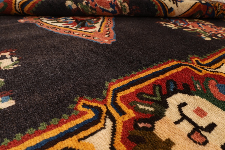 Bakhtiar Carpets 134x134