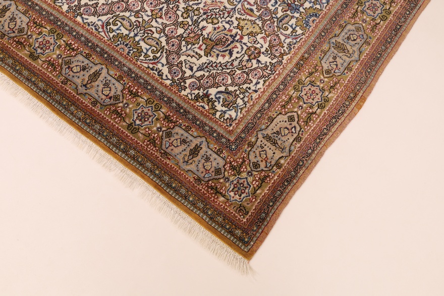 Qom Carpet 263x155