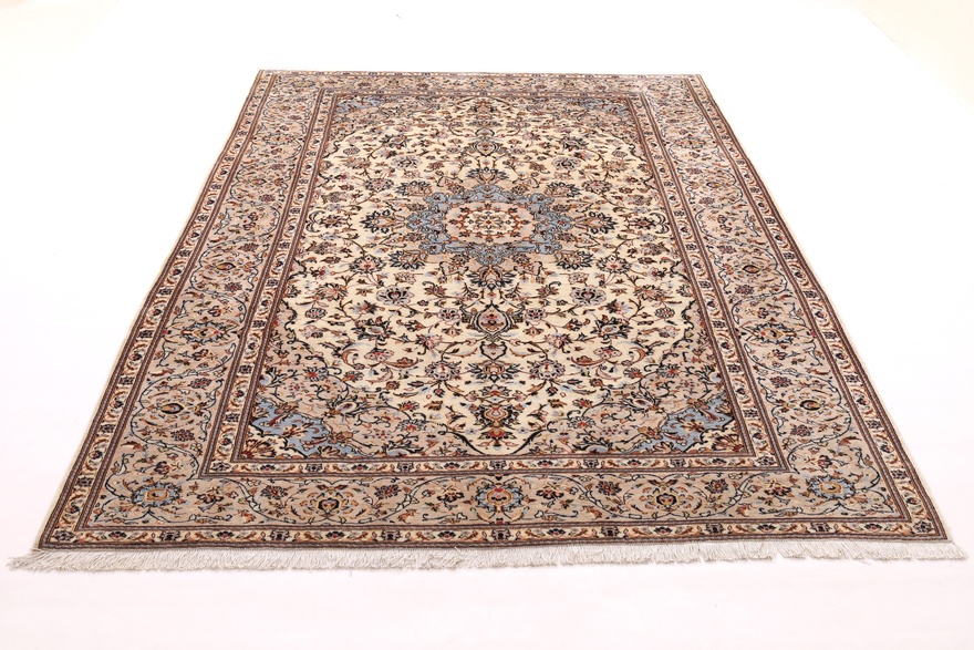 Kashan Carpet 304x205