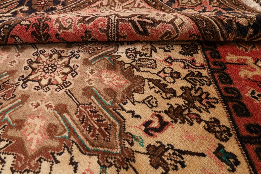 Heriz Carpet  192x158