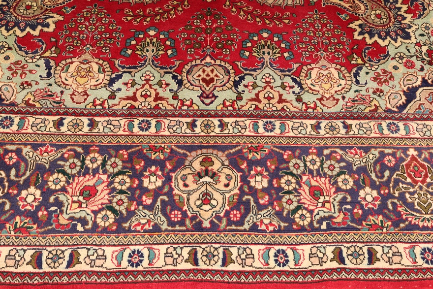 Tabriz  Carpet 389x304