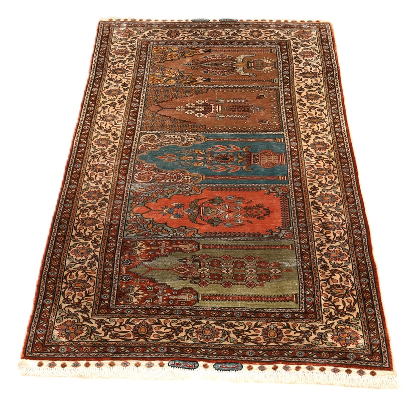 Turkie Silk  Estanbul Carpet  150x70