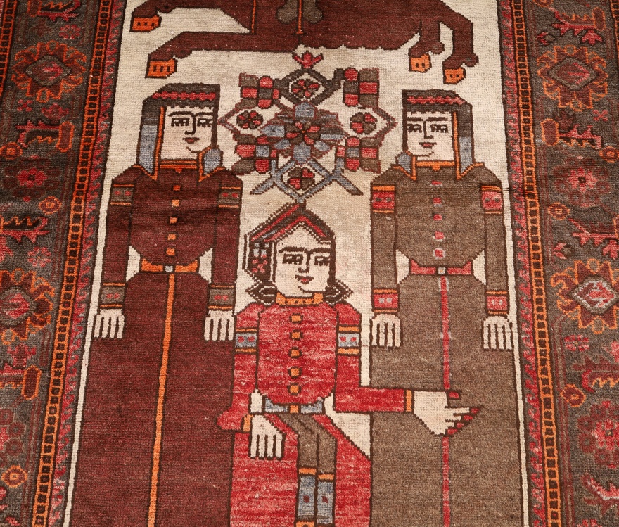 Antique  Baluch Carpet 210x108