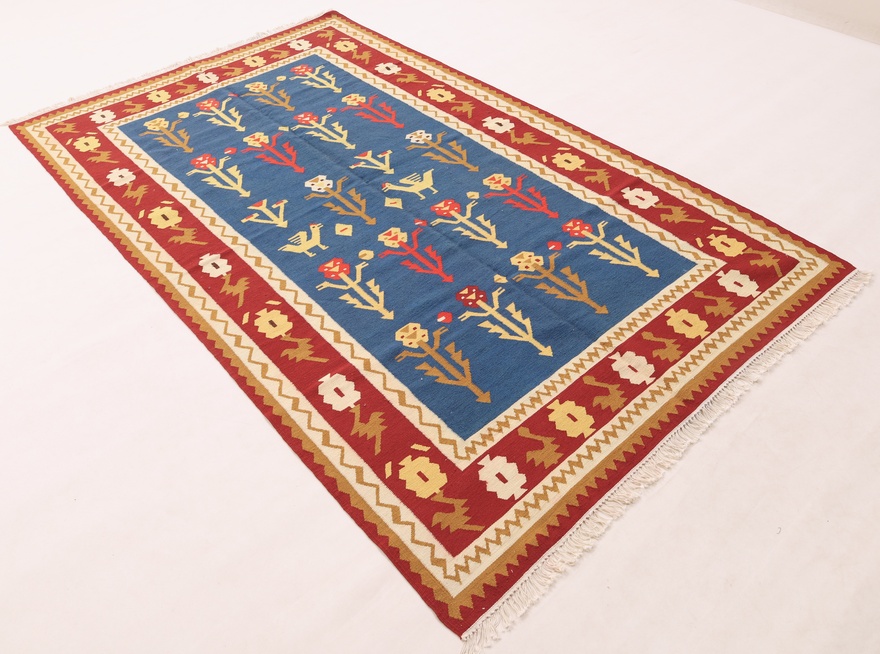 Kelim Carpet   256x150