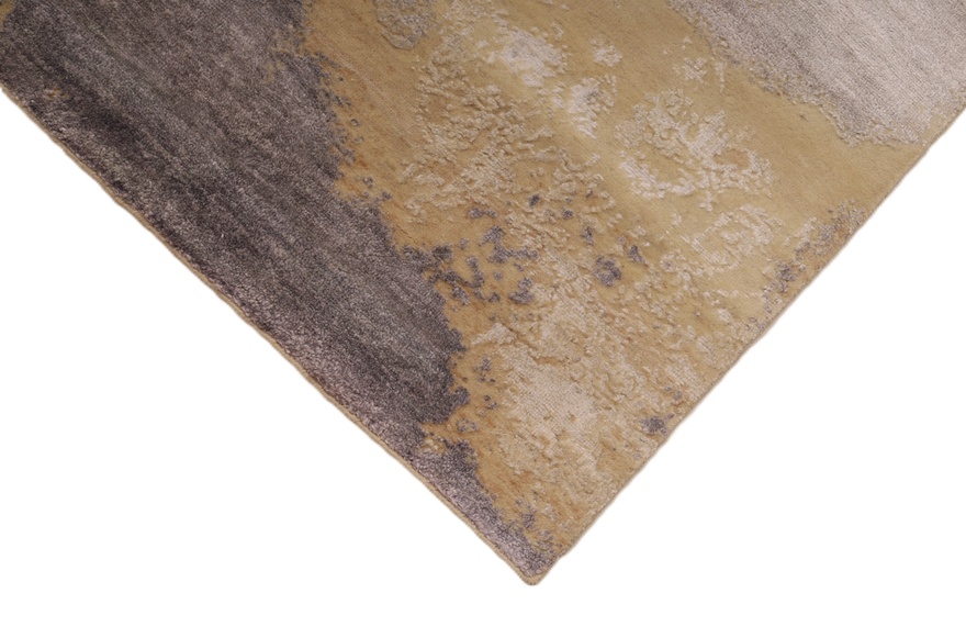 MODERN LOTUS Carpet 243x172