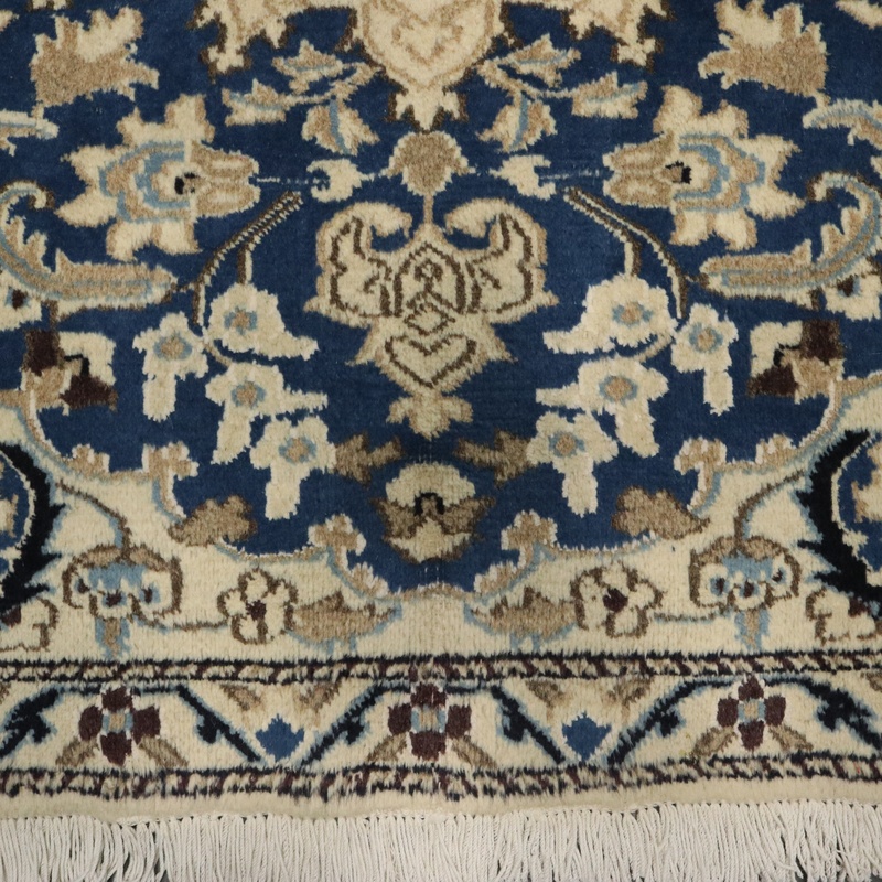 Nain  carpet 120x92