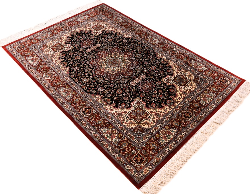 Qum Silk Carpet 154x102
